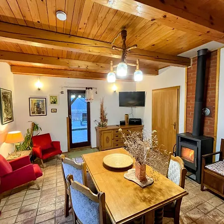 Papa Franks House Nyaraló Potony