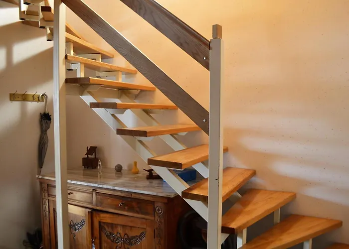 Papa Franks House Potony